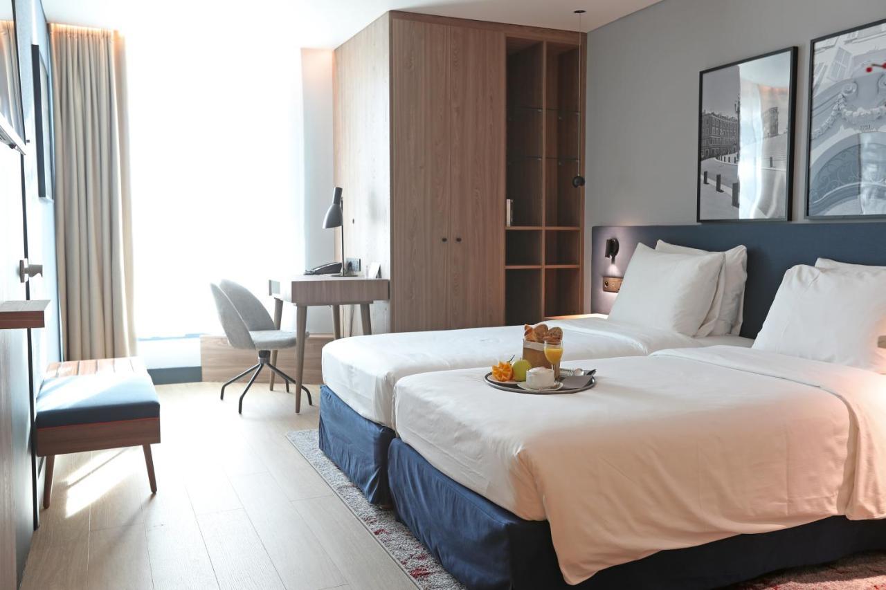 Radisson Airport Hotel