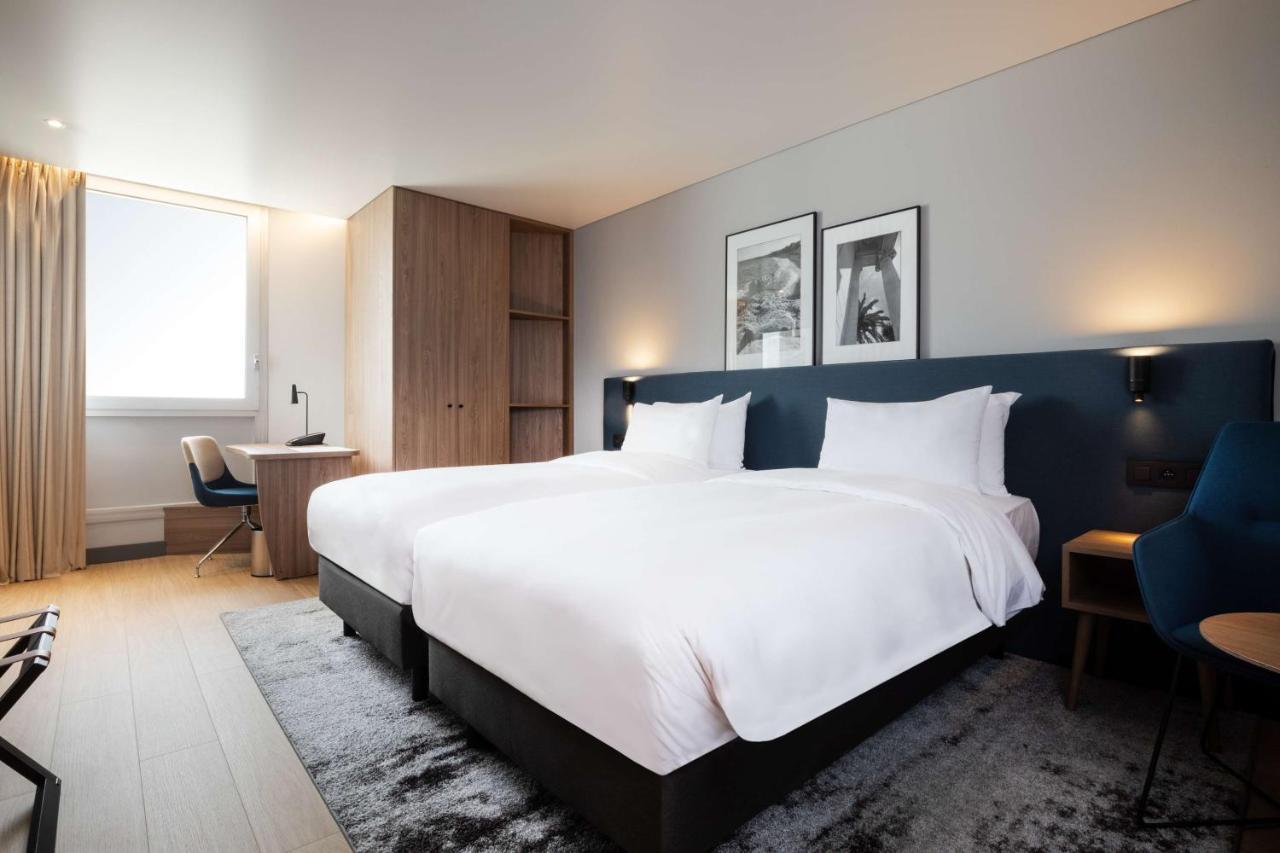 Hotel Radisson Airport 4*