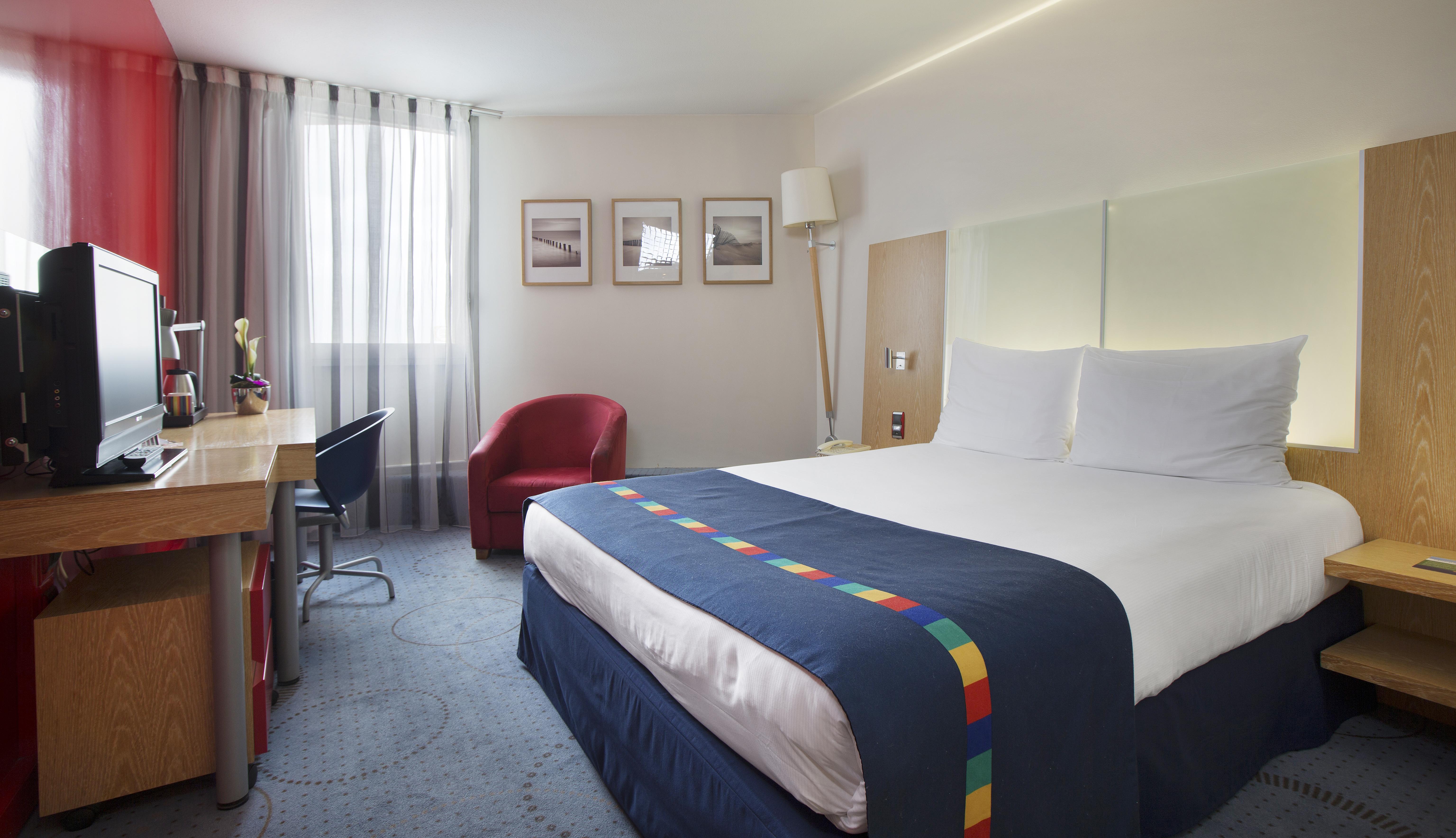 Radisson Airport Hotel 4*